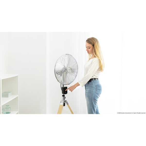 Cecotec Ventilador Trípode EnergySilence 1600 Woody Smart. 50W, 4 aspas de 16 Pulgadas, 40 cm diámetro, Motor de Cobre, 3 Velocidades, Altura Ajustable 130 cm, Oscilación hasta 80º, Mando a Distancia - immagine 4